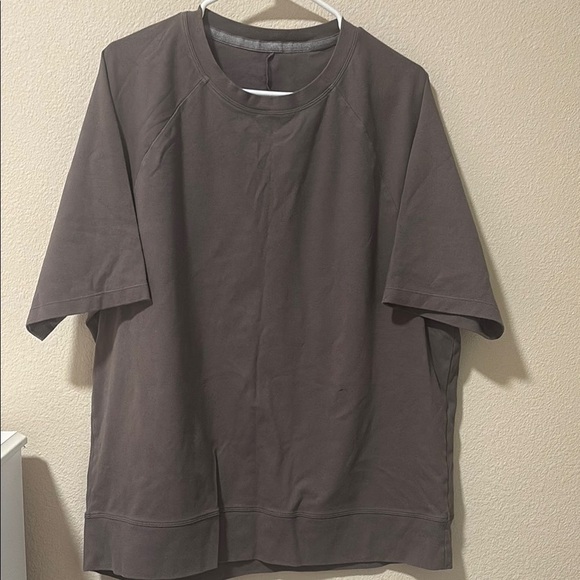 Lululemon Heavyweight Crepe Short Sleeve Shirt - Picture 2 of 5